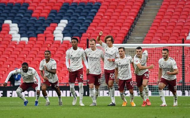 乐动app-社区盾赛程吃紧，塞维利亚赛后再遭质疑，底气十足，轮换策略成焦点的简单介绍